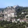 Ein großartiges Stadtbild: Rocamadour. Wie ein Schwalbennest klebt diese Stadt mit ihren alten Wallfahrtskirchen an einer Felsenwand