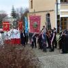 Aufstellung der Fahnenabordnungen zum Kirchenzug