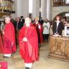 Feierlicher Einzug in die Kirche